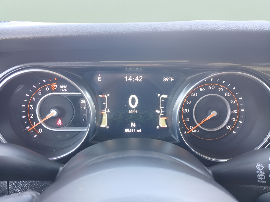 Used 2021 White Jeep Unlimited Sport Altitude image 14
