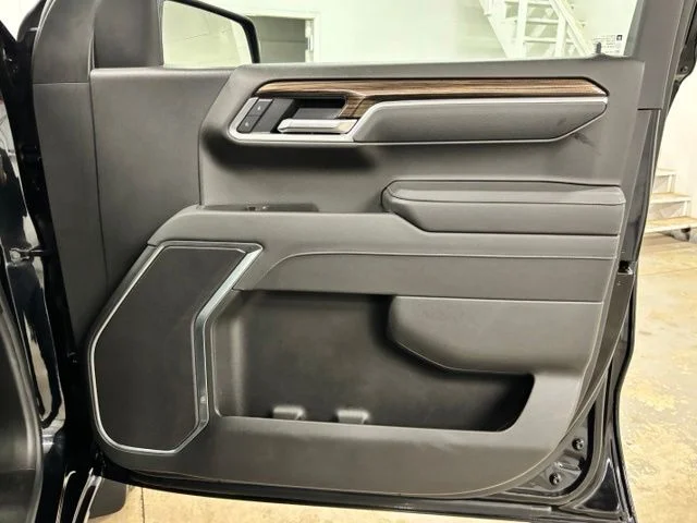 Used 2026 Black Chevrolet RST image 22