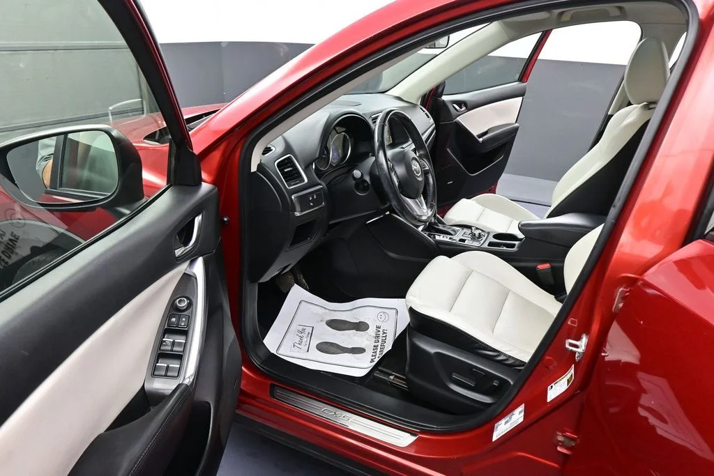 Used 2016 Red Mazda Grand Touring image 41