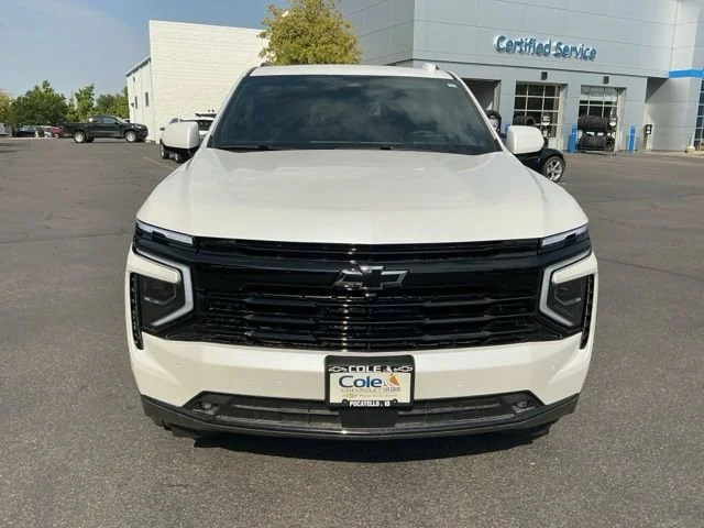 2025 Chevrolet Suburban RST - Photo 4