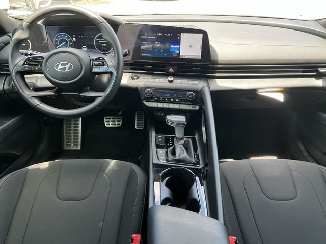 Certified Used 2025 Black Hyundai SEL Sport image 17