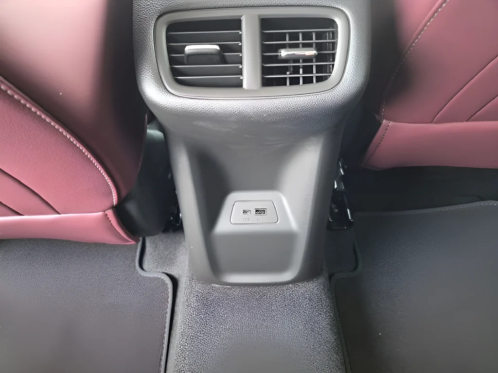 2026 Buick Envision Sport Touring - Photo 24