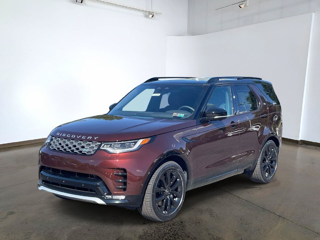 New 2026 Sedona Red Land Rover  image 1