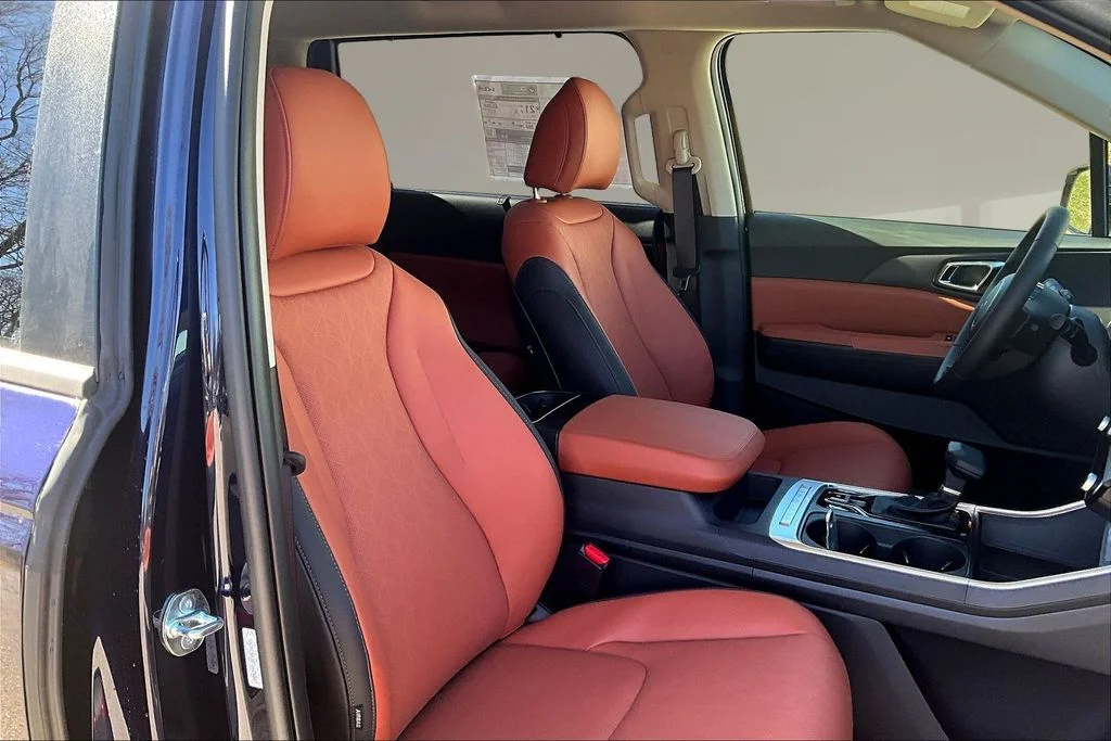 New 2026 Deep Chroma Blue Kia EX image 11