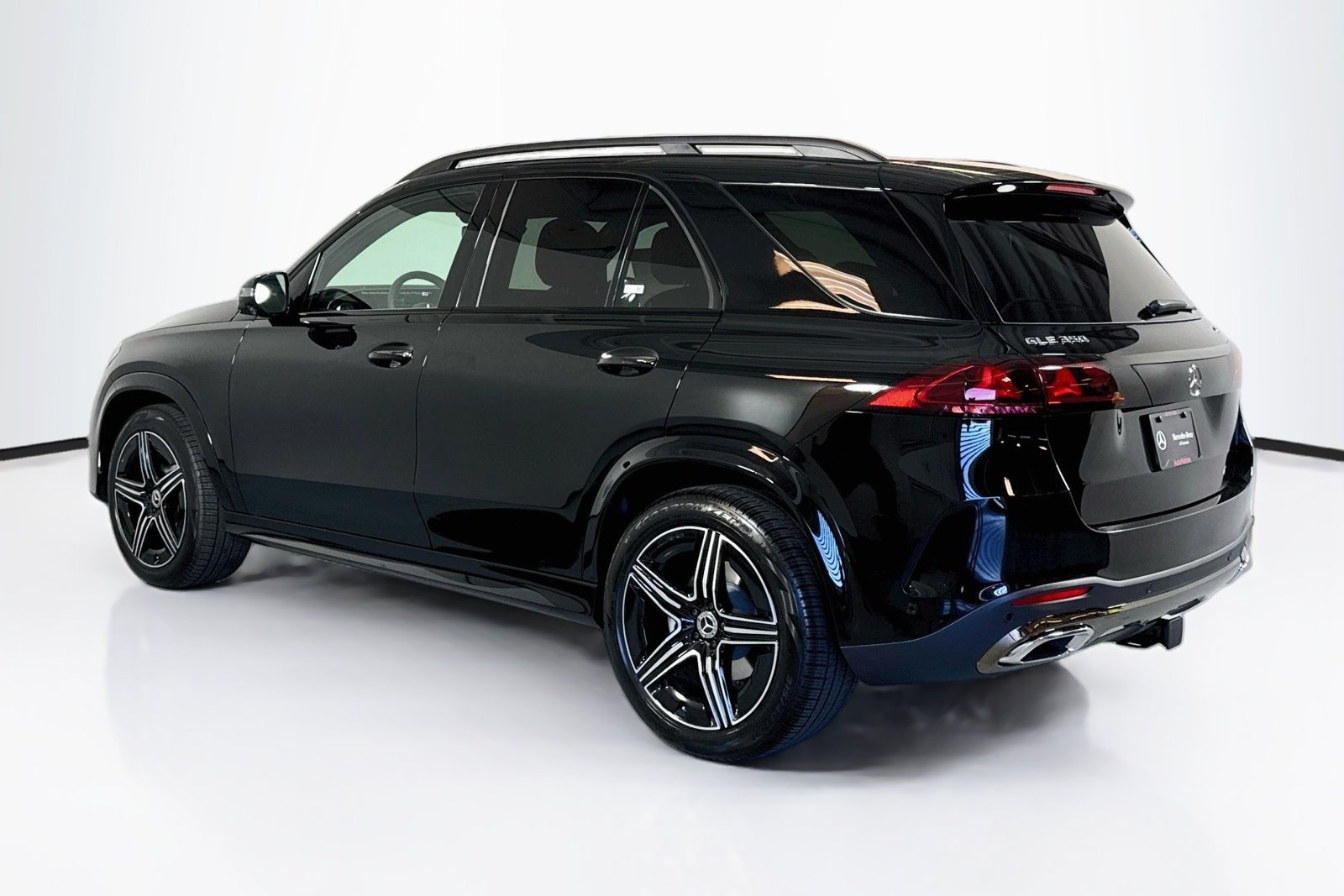 New 2027 Black Mercedes-Benz GLE 350 image 7
