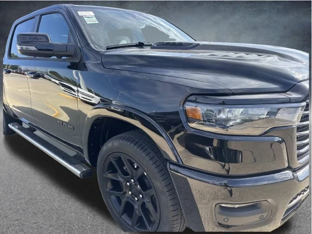 New 2027 Diamond Black Crystal Pearl-Coat Exterior Paint RAM Laramie image 3