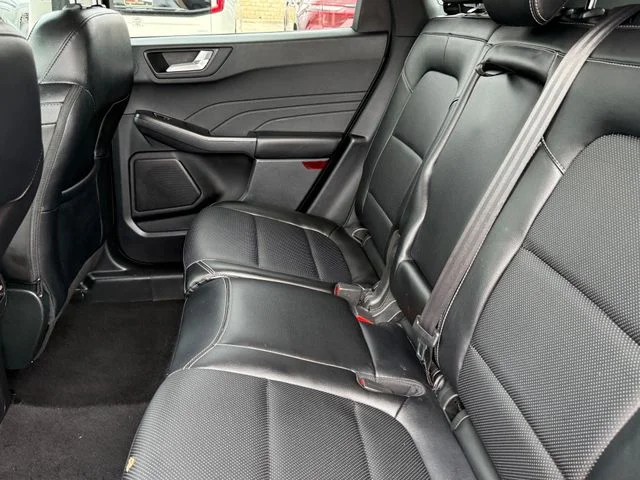 Used 2022 Gray Ford SEL image 22