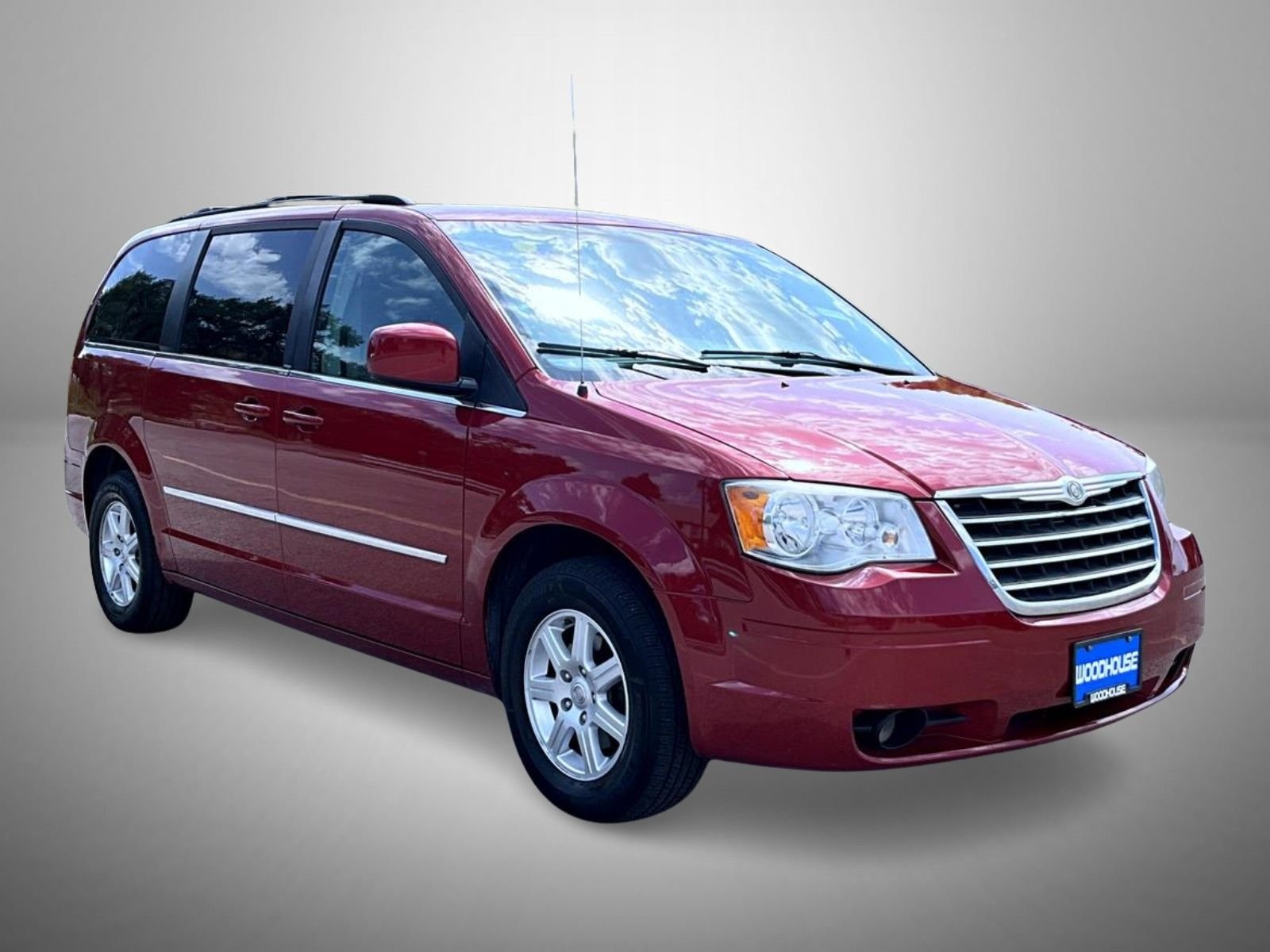 Used 2010 Red Chrysler Touring image 3