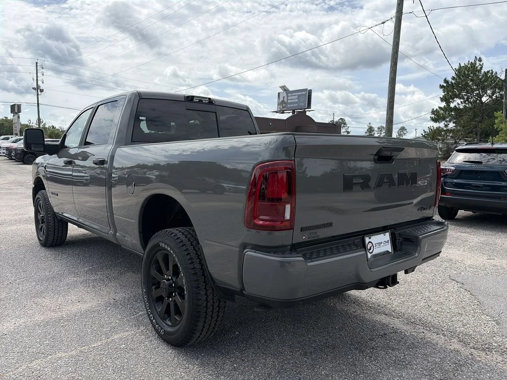 New 2026 Ceramic Gray Clear-Coat Exterior Paint RAM Big Horn image 4