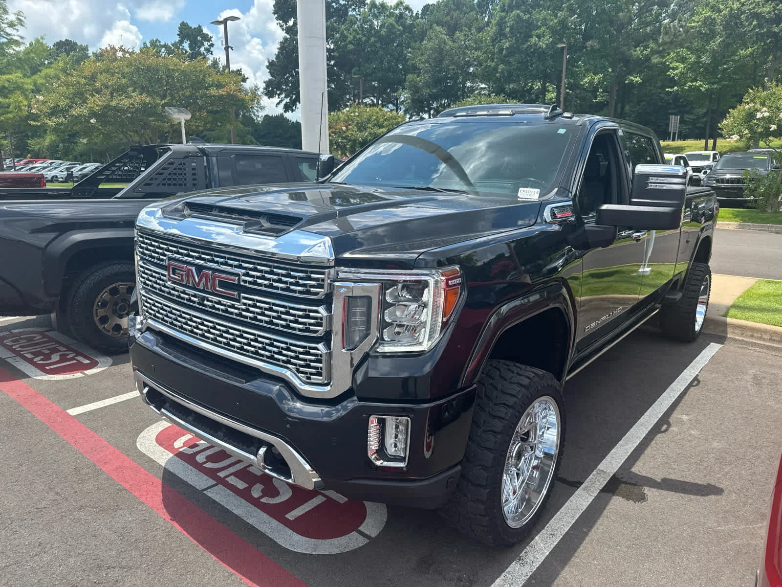 Used 2021 GMC Sierra 2500 Denali HD Denali with VIN 1GT49REY8MF233427 for sale in Little Rock