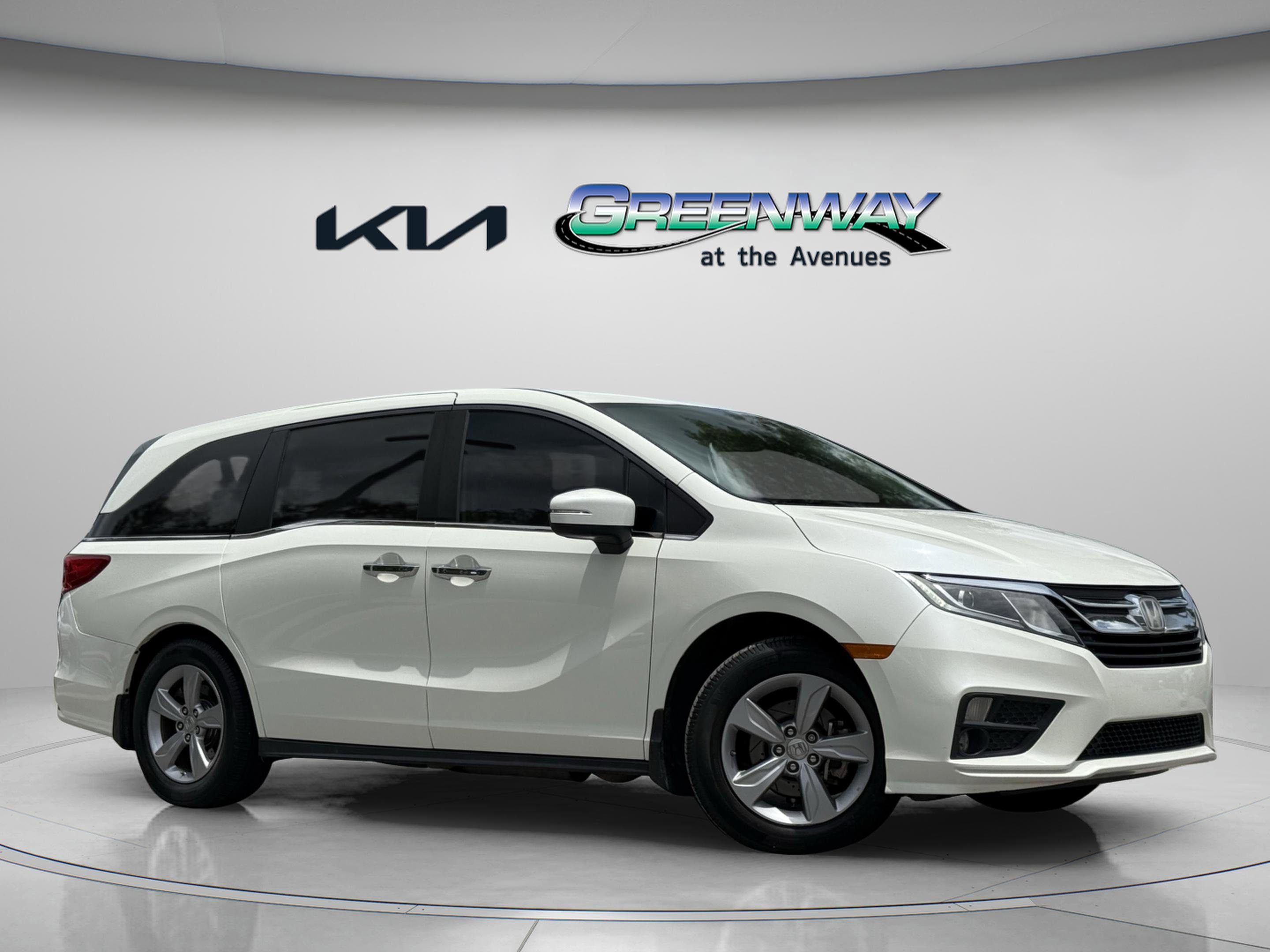 2018 Honda Odyssey EX-L with RES & Navigation's photo