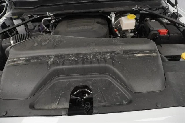 New 2026 Bright White Clear-Coat Exterior Paint RAM  image 35