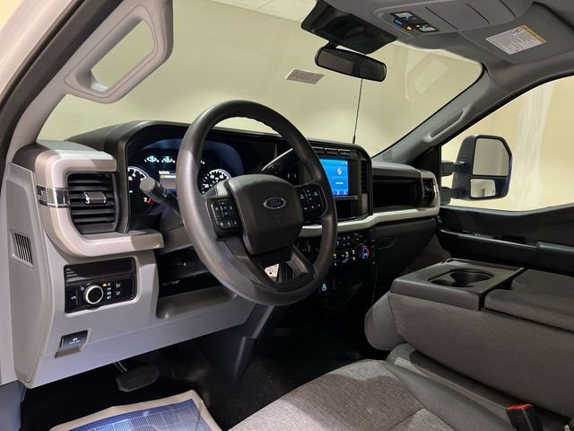 Used 2024 White Ford XL image 9