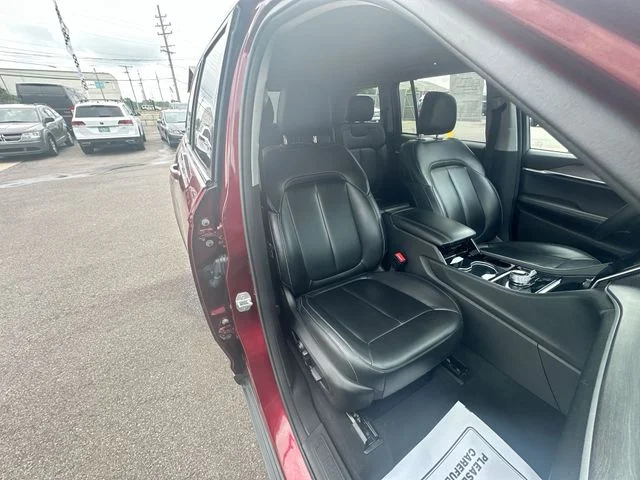 Used 2023 Red Jeep Limited image 26