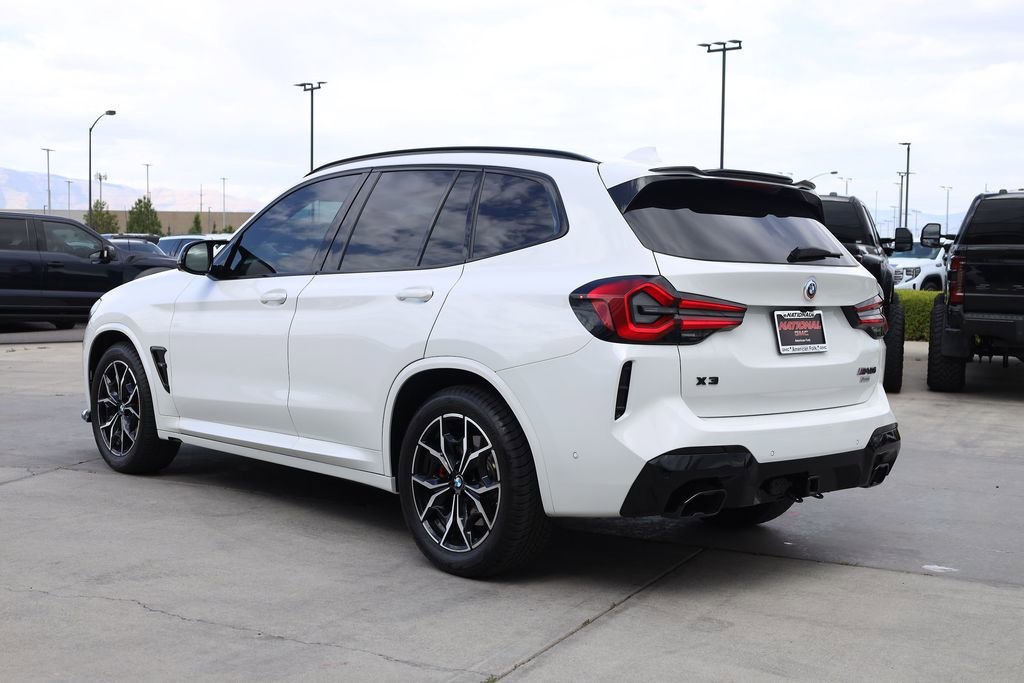 Used 2024 Alpine White BMW M40i image 4
