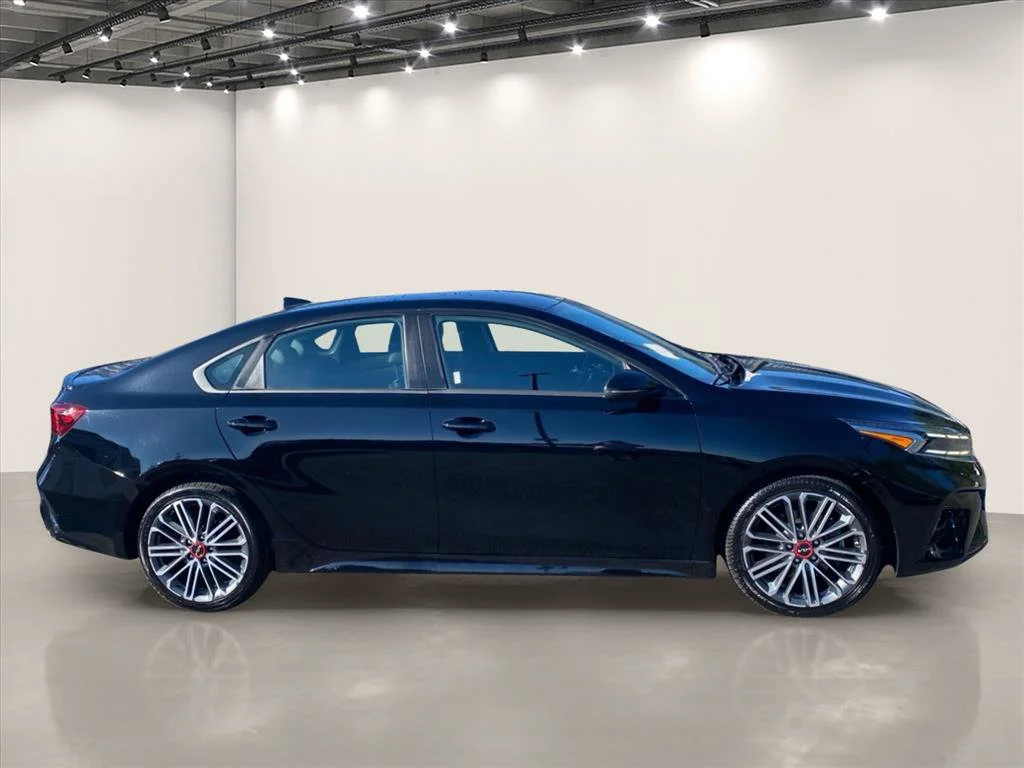 Certified Used 2023 Aurora Black Kia GT image 9