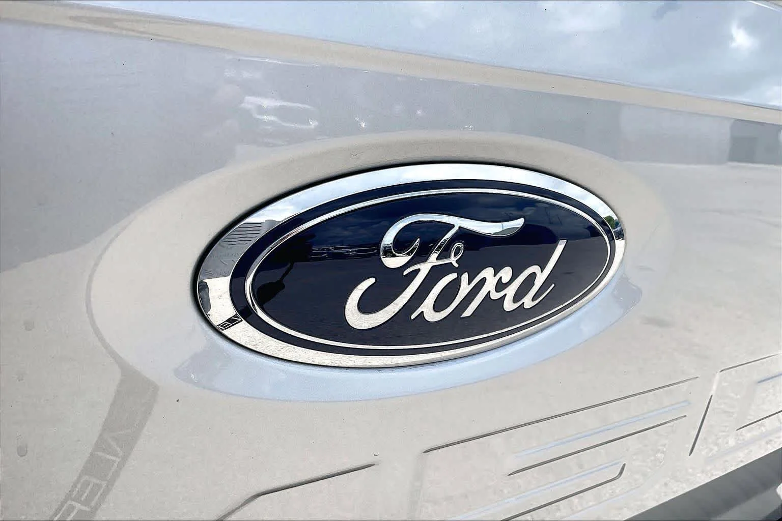 Used 2021 Iconic Silver Ford XL image 30