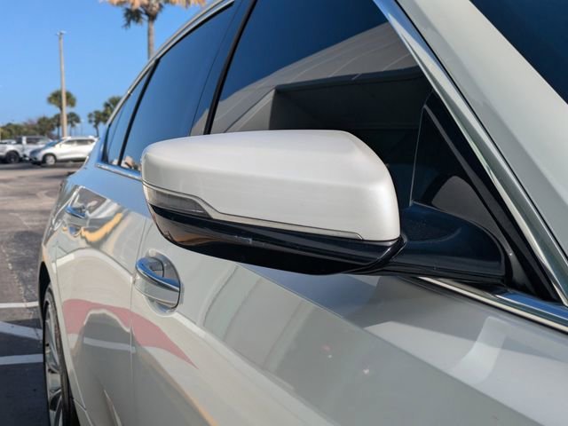 Used 2022 Crystal White Tricoat Cadillac Premium Luxury image 14