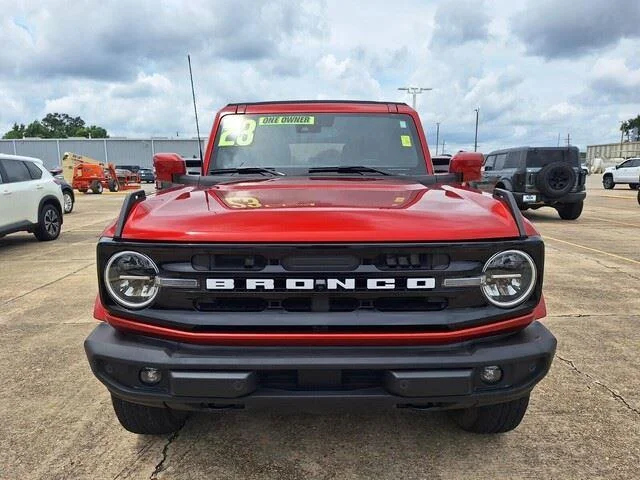 Used 2023 Hot Pepper Red Metallic Tinted Clearcoat Ford Outer Banks image 8