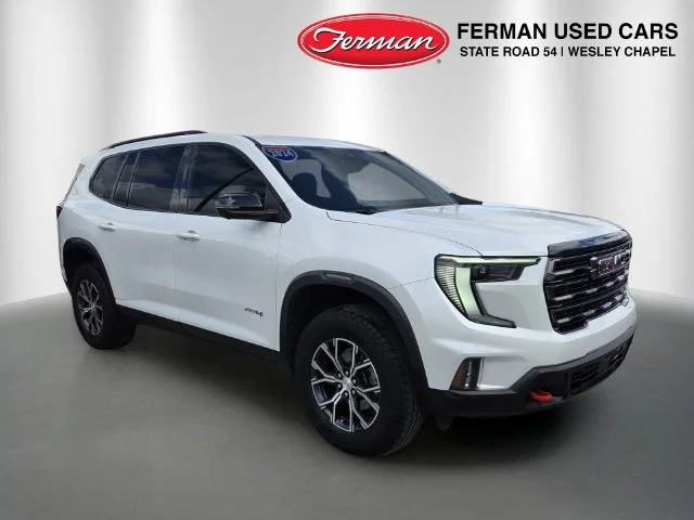 Used 2024 White GMC AT4 image 1