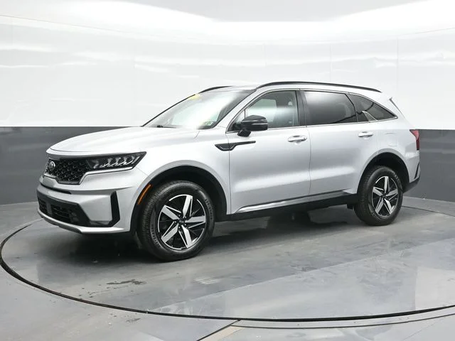 Used 2021 Silver Kia EX image 5