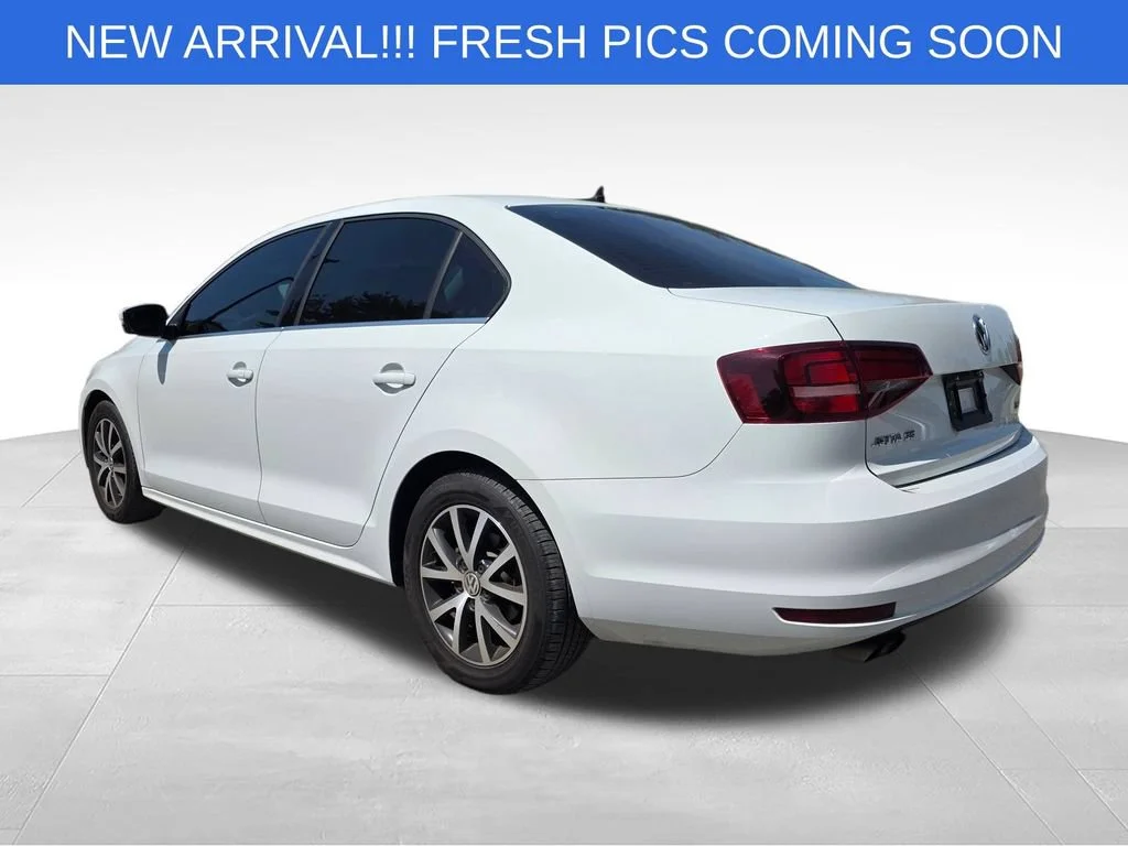 Used 2017 White Volkswagen 1.4T SE image 5