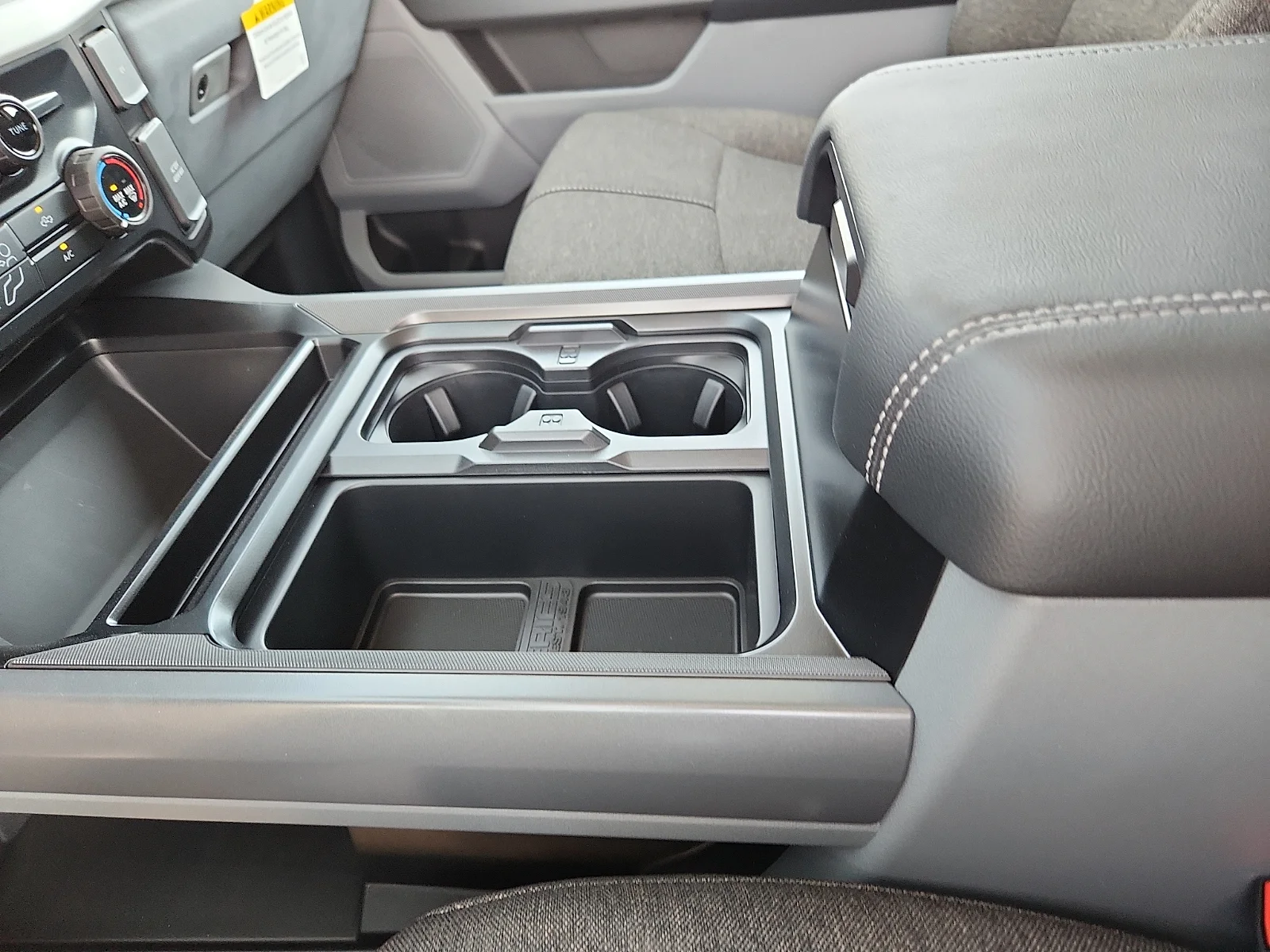 New 2027 Marsh Gray Metallic Ford XLT image 25
