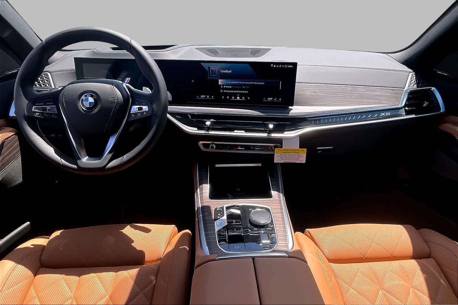 New 2026 Mineral White Metallic BMW xDrive50e image 5