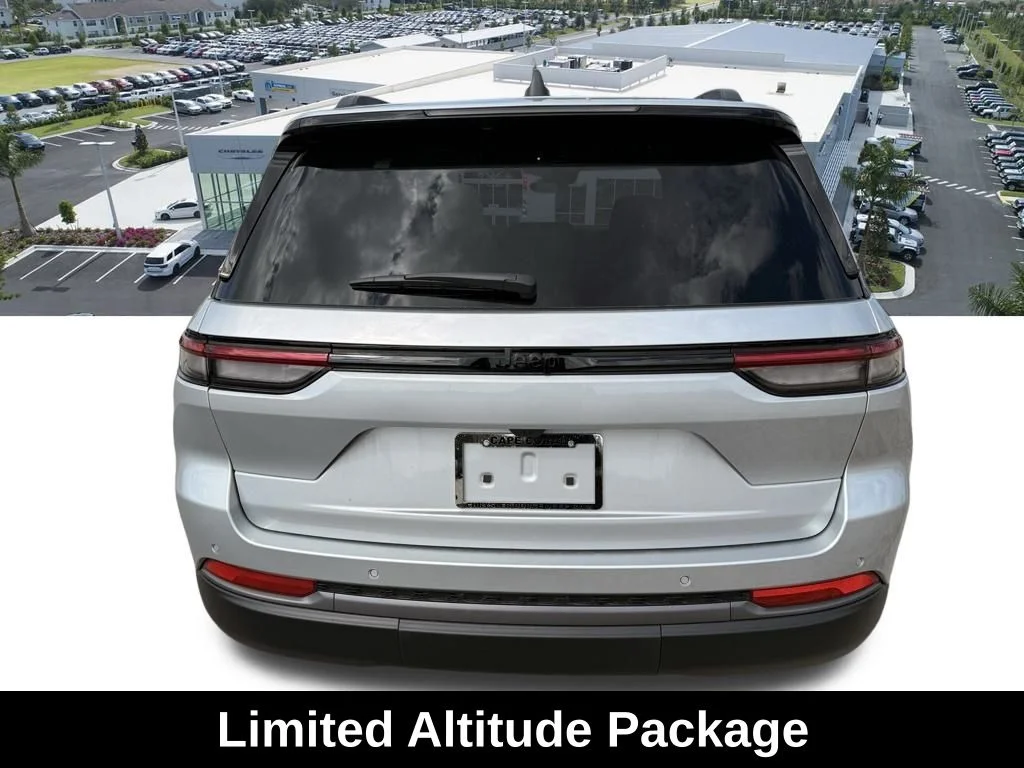 New 2026 Silver Zynith Exterior Paint Jeep Limited image 5