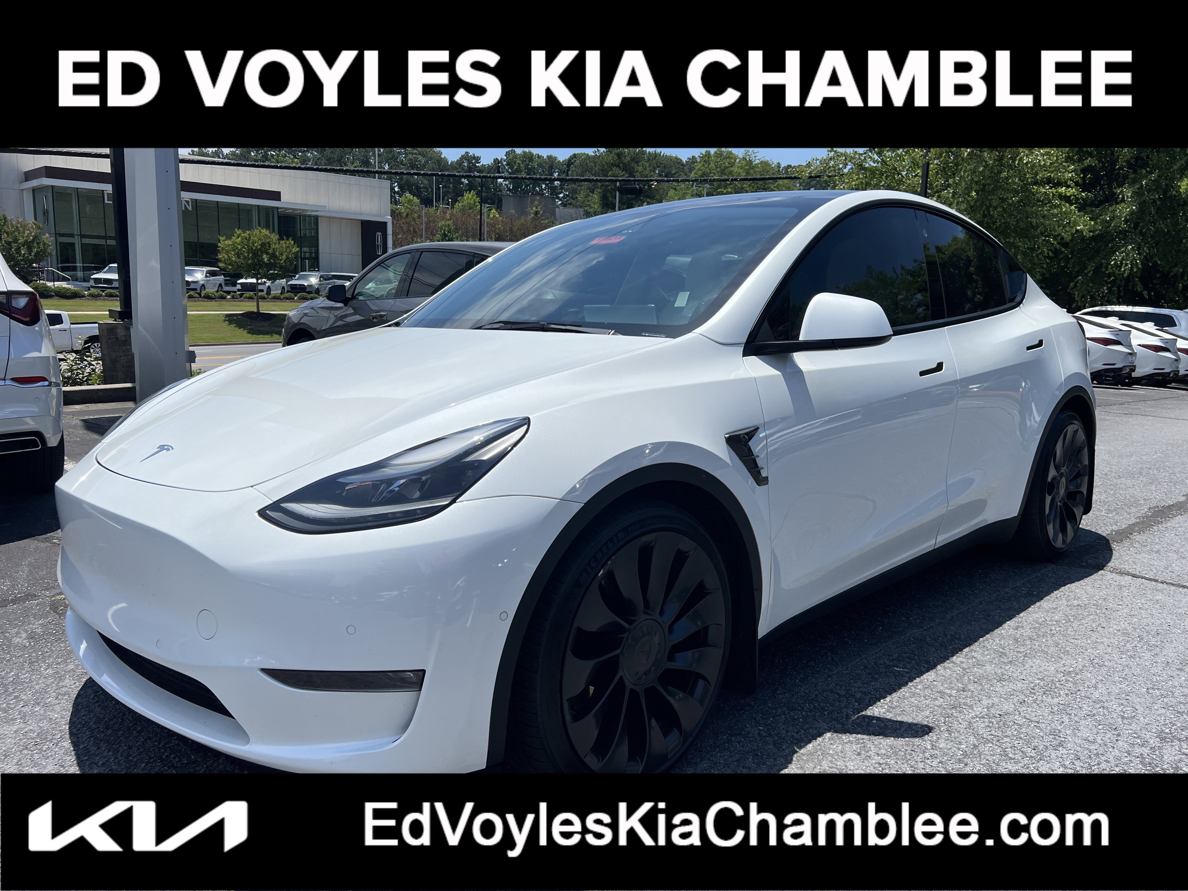 2022 Tesla Model Y Performance Dual Motor All-Wheel Drive's photo