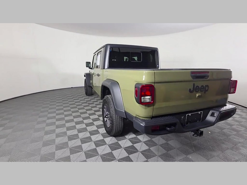 Used 2026 41 Jeep Sport S image 45