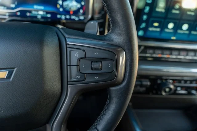 Used 2023 Black Chevrolet High Country image 31