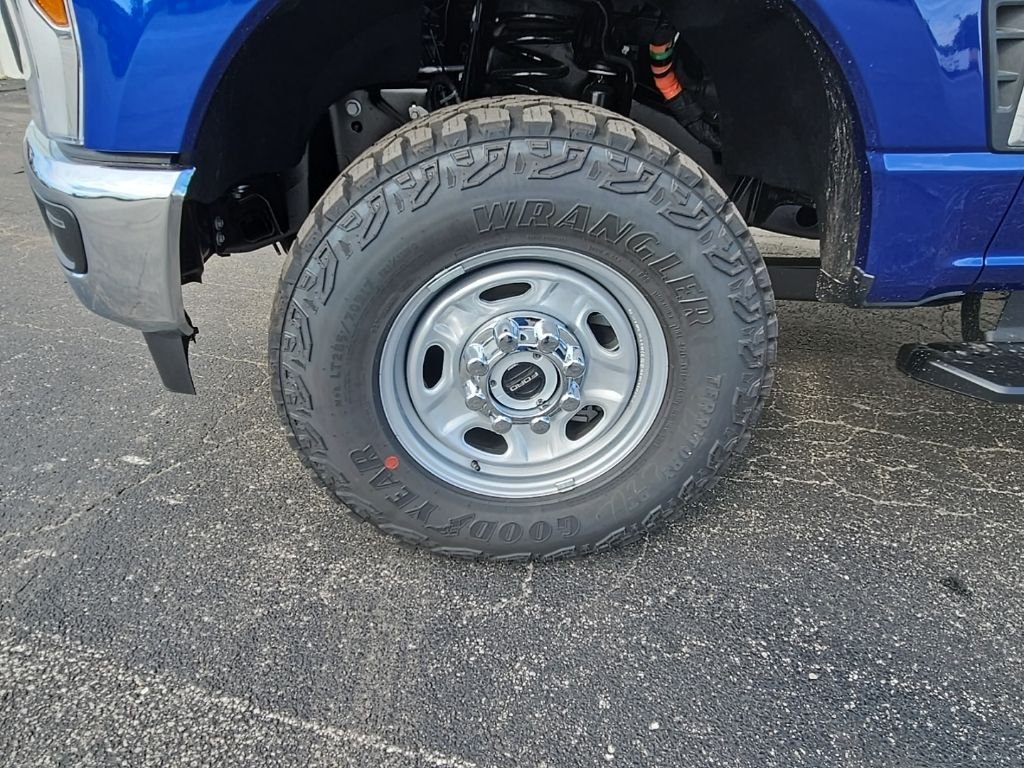 New 2026 Argon Blue Metallic Ford F-250® XL image 28