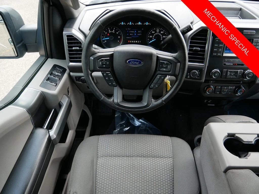 Used 2015 Silver Ford XLT image 11