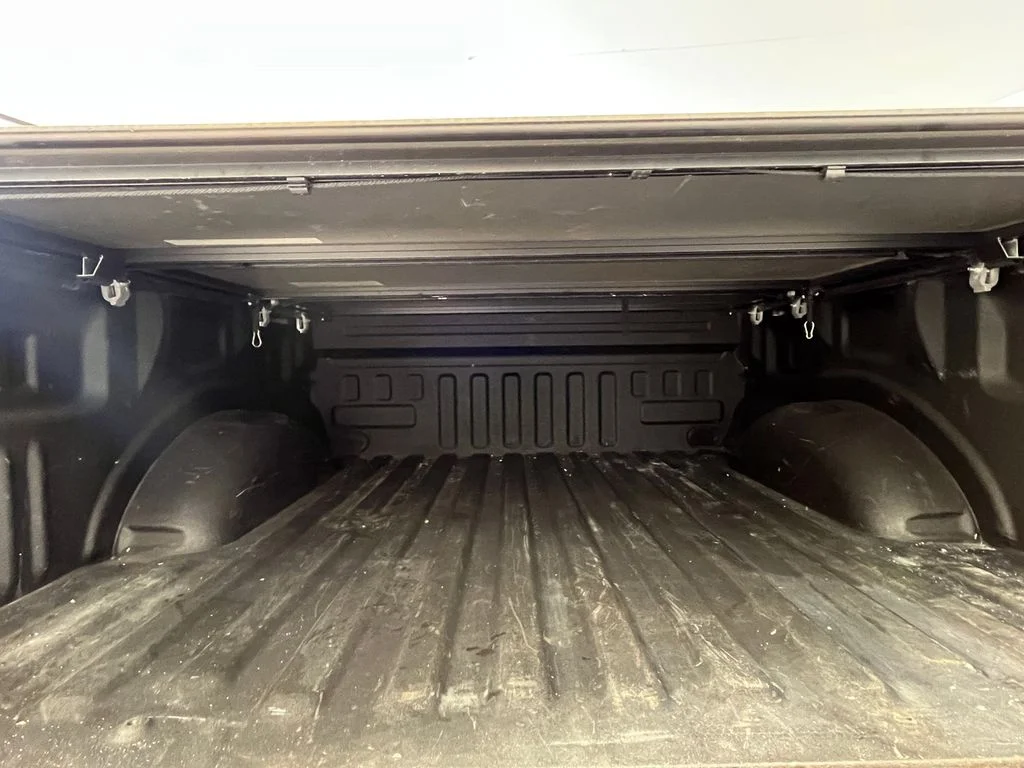 Used 2018 Red Ford XLT image 19