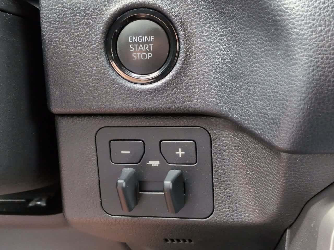 Used 2025 Lunar Rock Toyota SR5 image 25