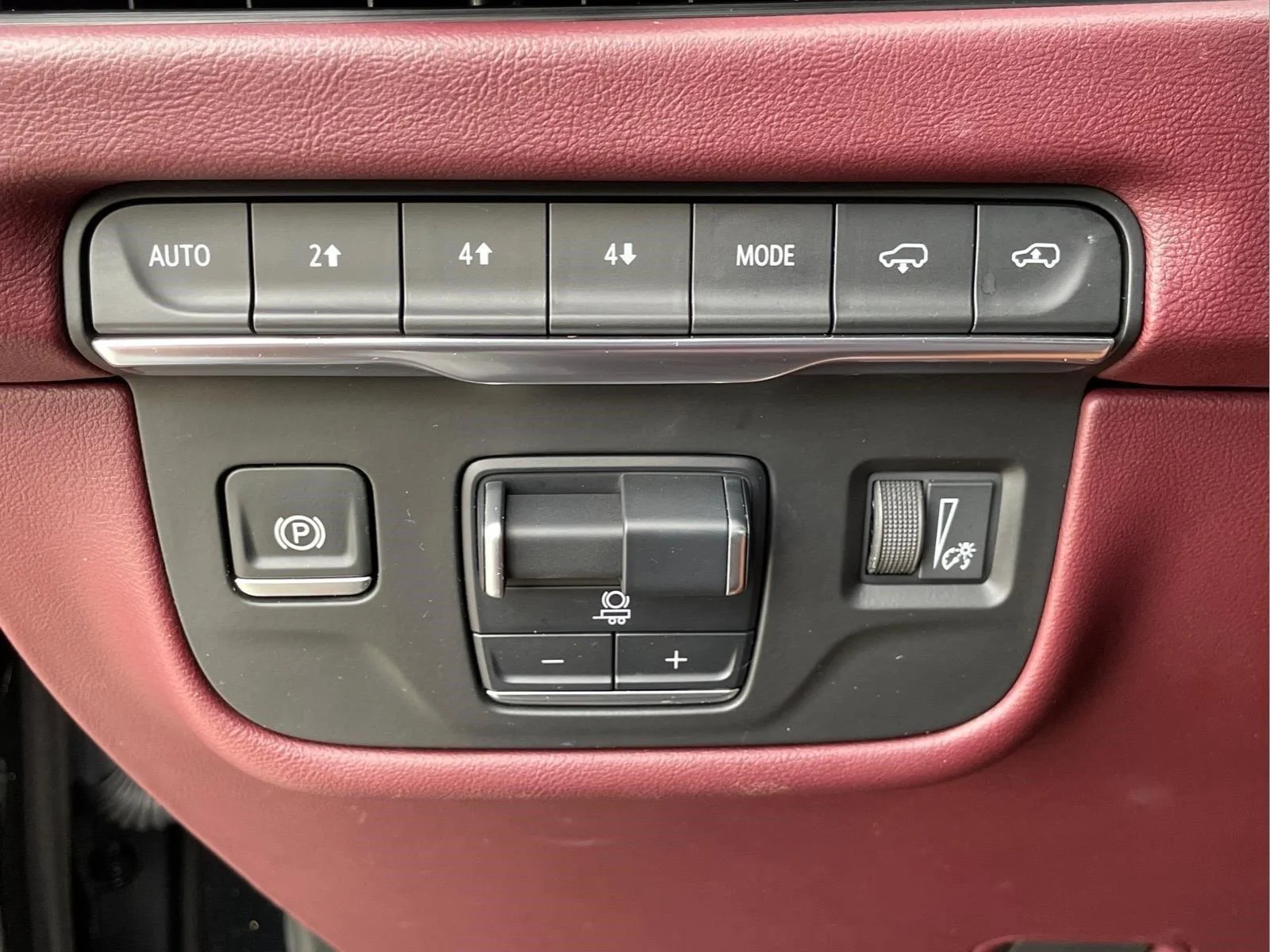 Used 2025 Black Raven Cadillac 4WD Premium Luxury image 27