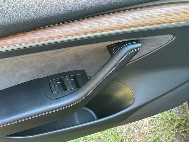 Used 2023 Midnight Silver Metallic Tesla Base image 11