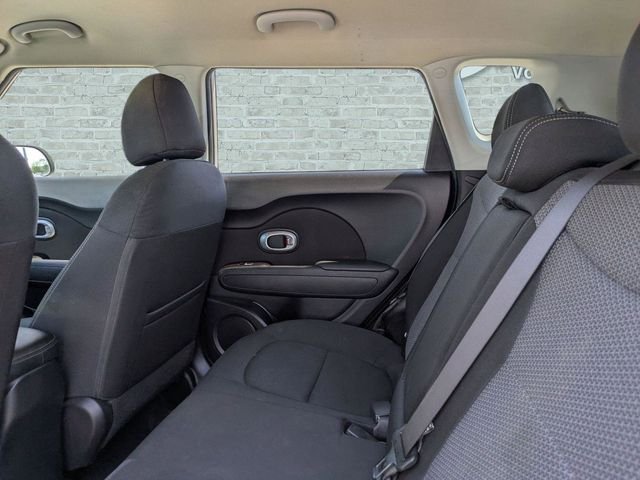 Used 2018 White Kia Plus image 13