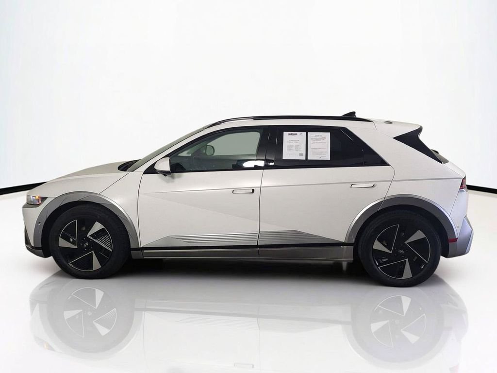 Used 2026 White Hyundai Limited image 8
