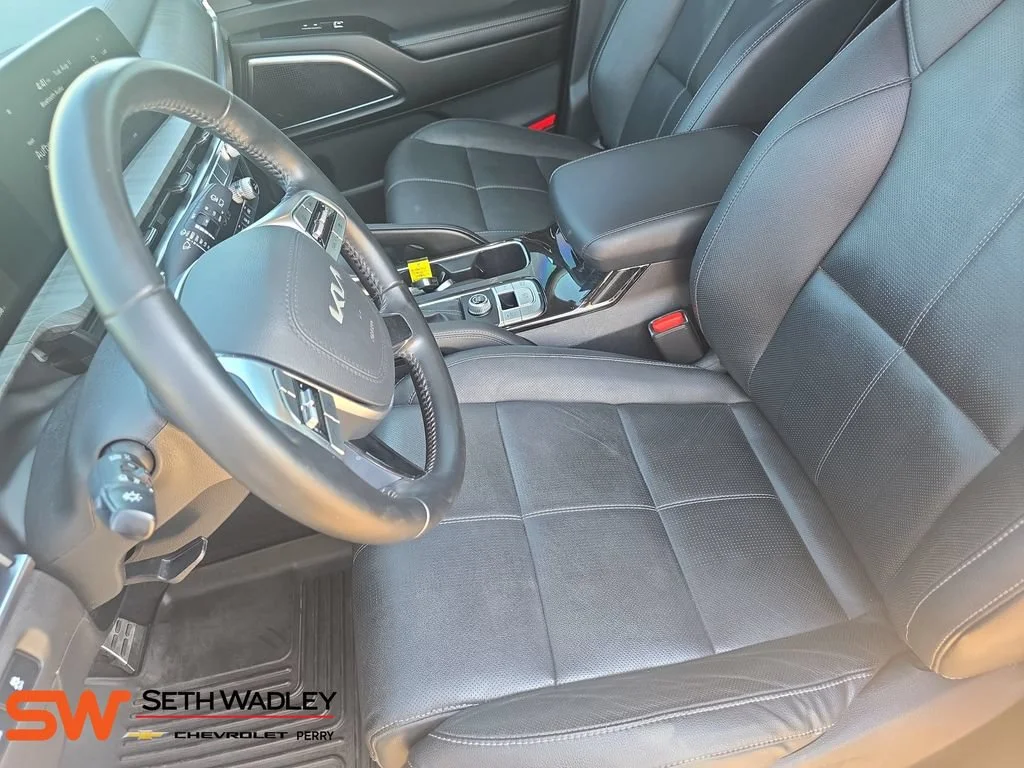 Used 2023 Ebony Black Kia SX image 15
