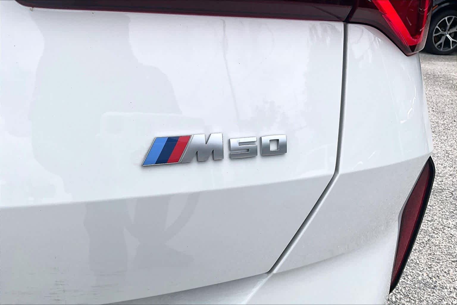 Used 2026 Alpine White BMW M50 xDrive image 9