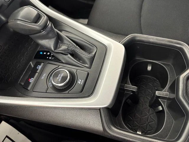 Certified Used 2024 MAGNETIC GRAY MET. Toyota  image 17