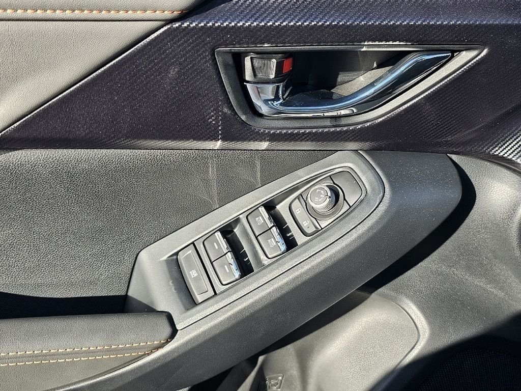 New 2026 SAPPHIRE BLUE PEARL Subaru Limited Hybrid image 25
