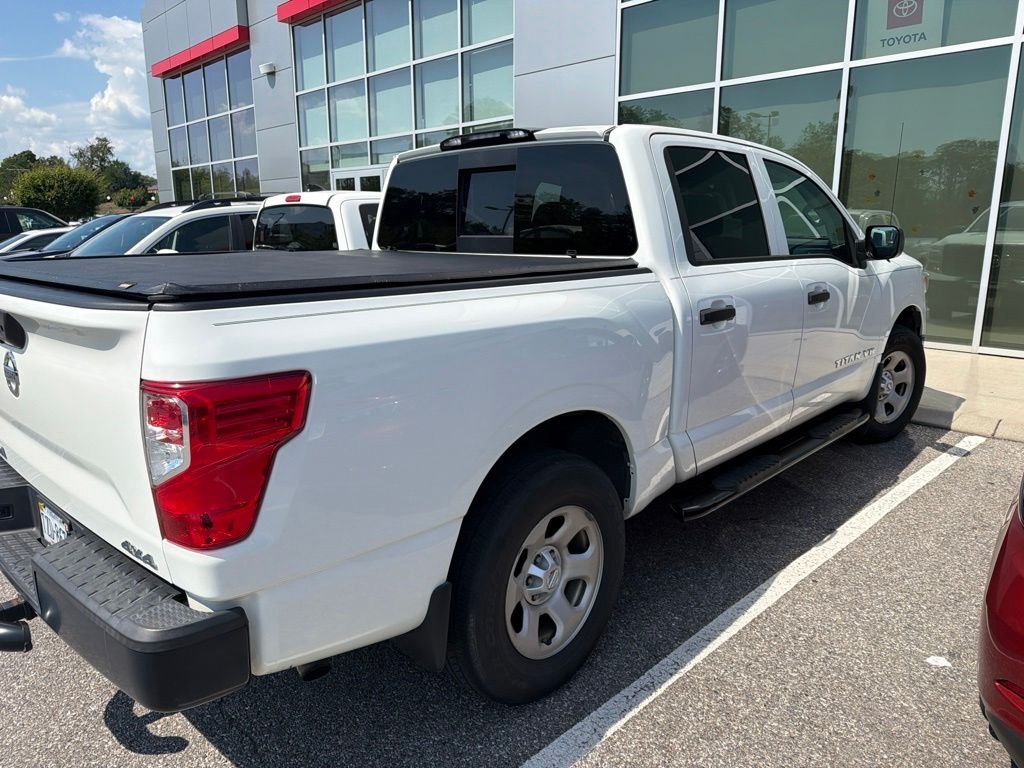 Used 2018 White Nissan S image 3