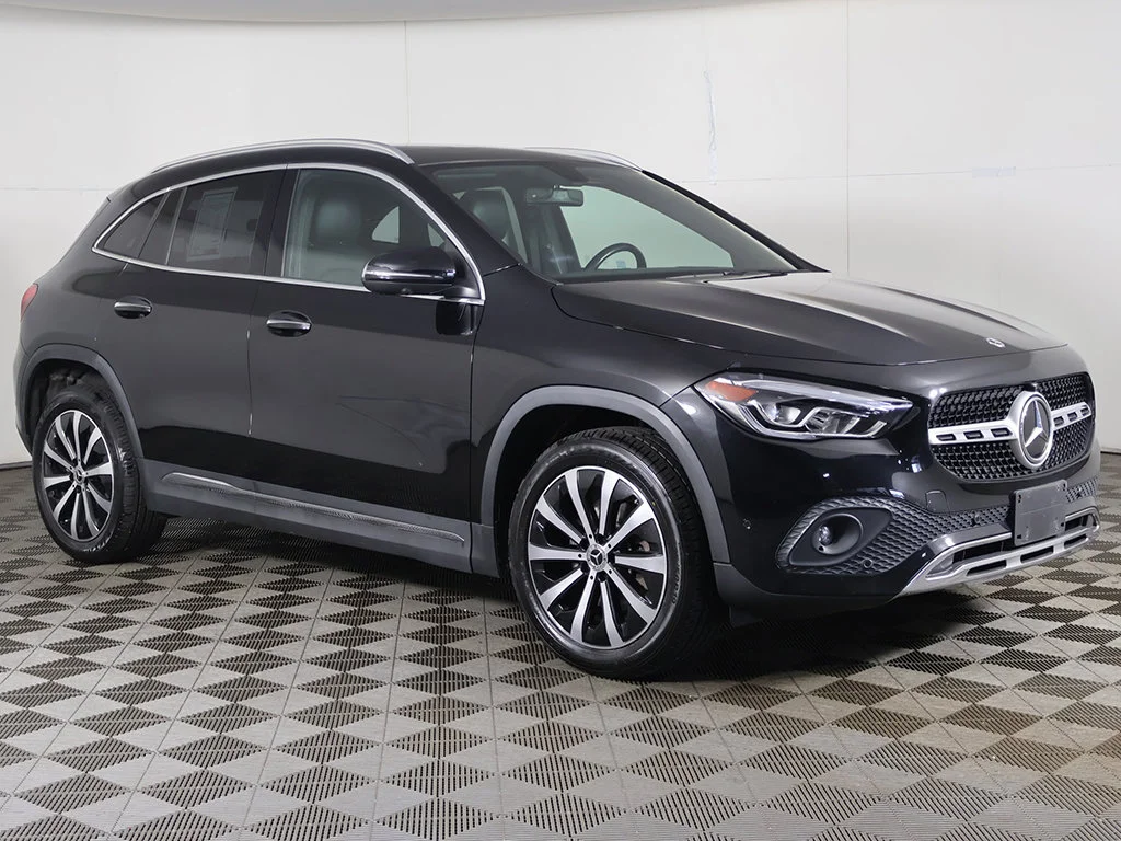 Used 2023 Black Mercedes-Benz GLA 250 image 3
