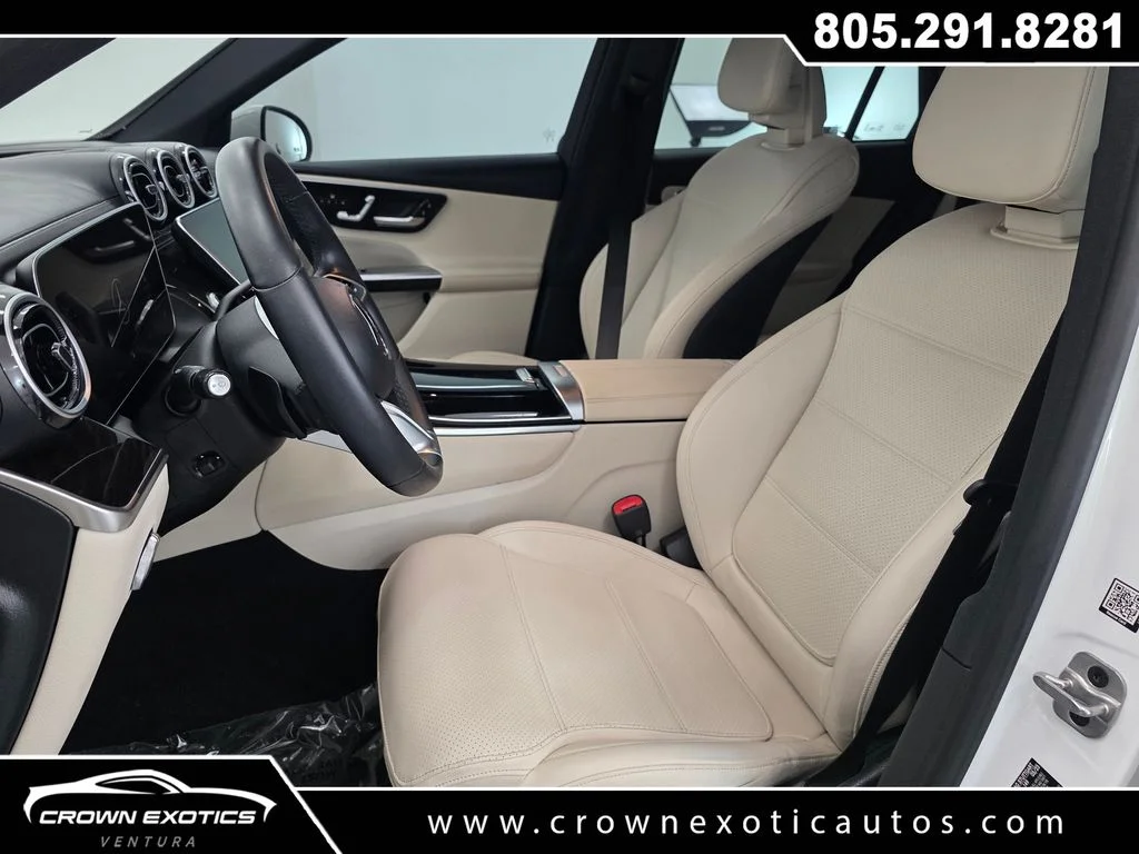 Used 2023  Mercedes-Benz GLC 300 image 21