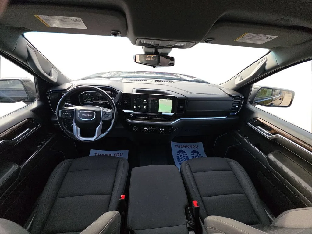 Certified Used 2022 Onyx Black GMC Elevation image 13