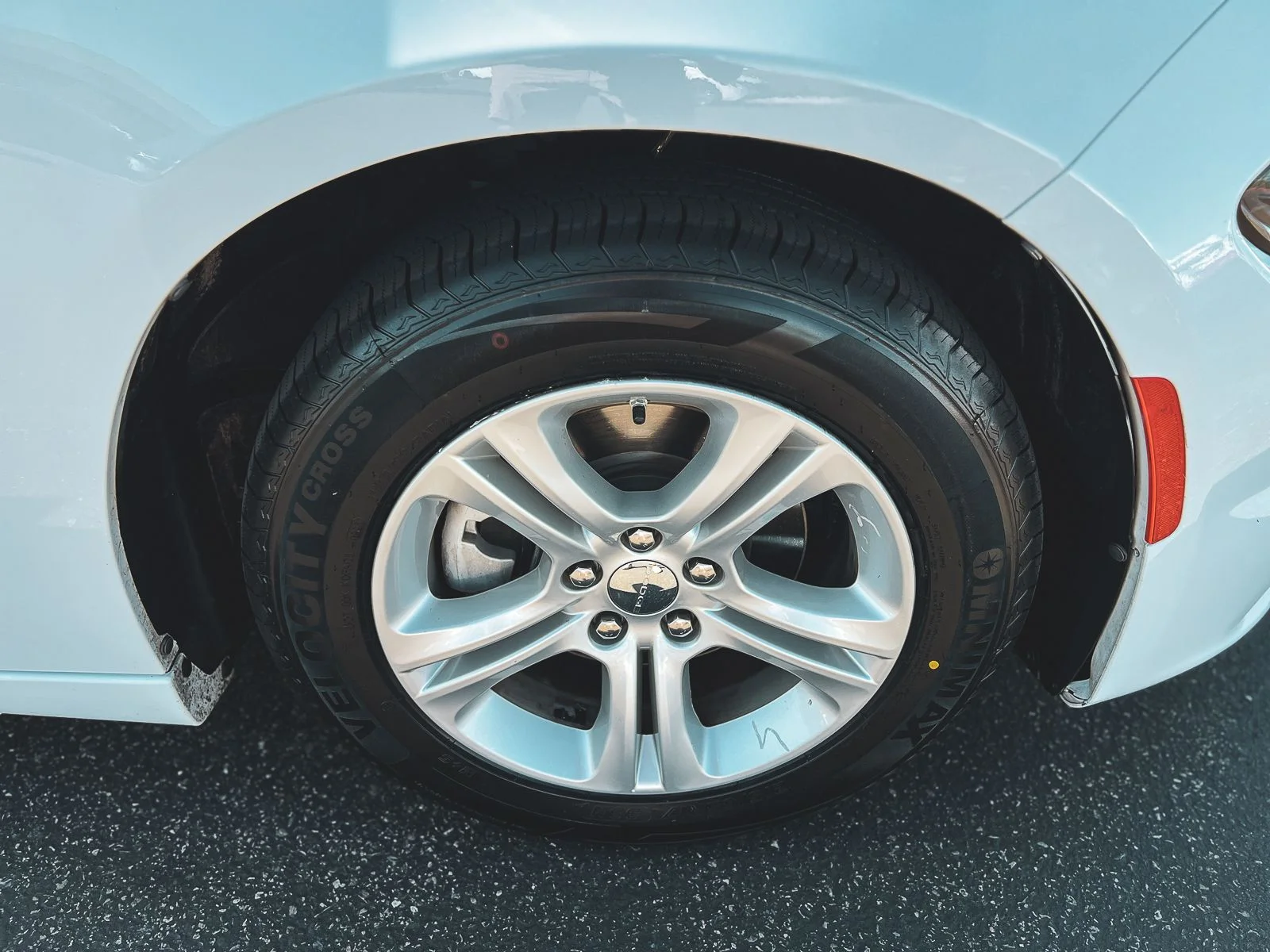 2023 Dodge Charger SXT - Photo 9