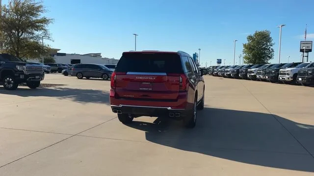2027 GMC Yukon Denali - Photo 8